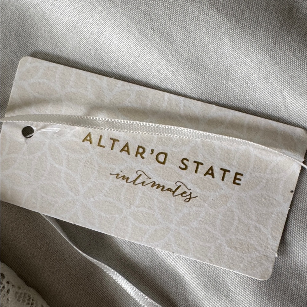 Altar'd State Lace Bralette - Picture 5 of 7